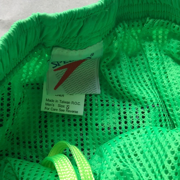 NWT Speedo SURF RUNNER Short Green Small - Picture 7 of 8
